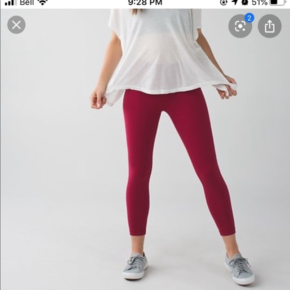 Lululemon High Times 7/8 legging cranberry size 6